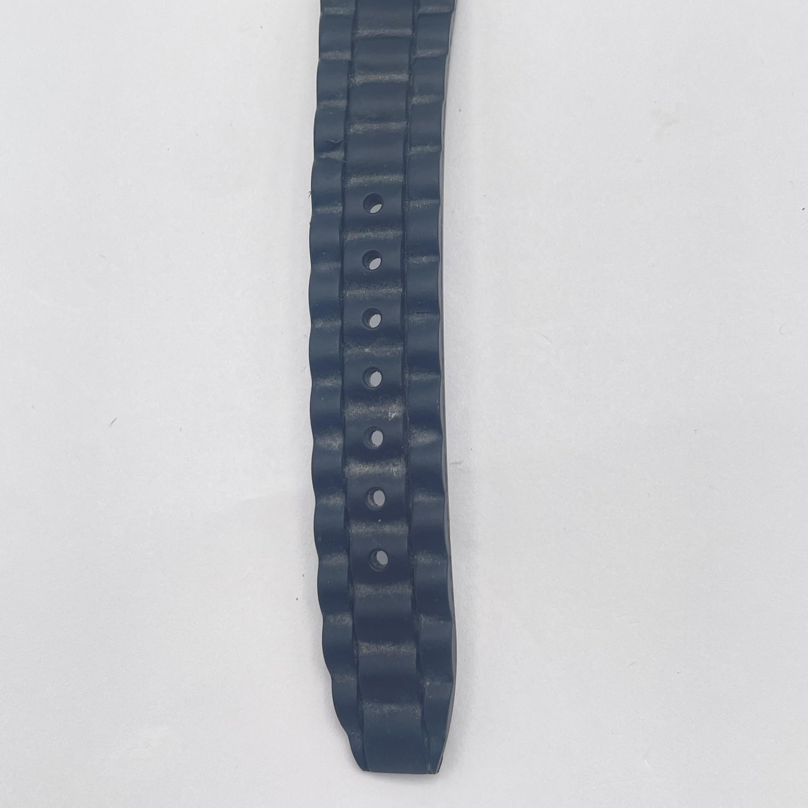 Xhilaration Watch Black Silicone Band Stainless Steel Back Japan Movement Unisex