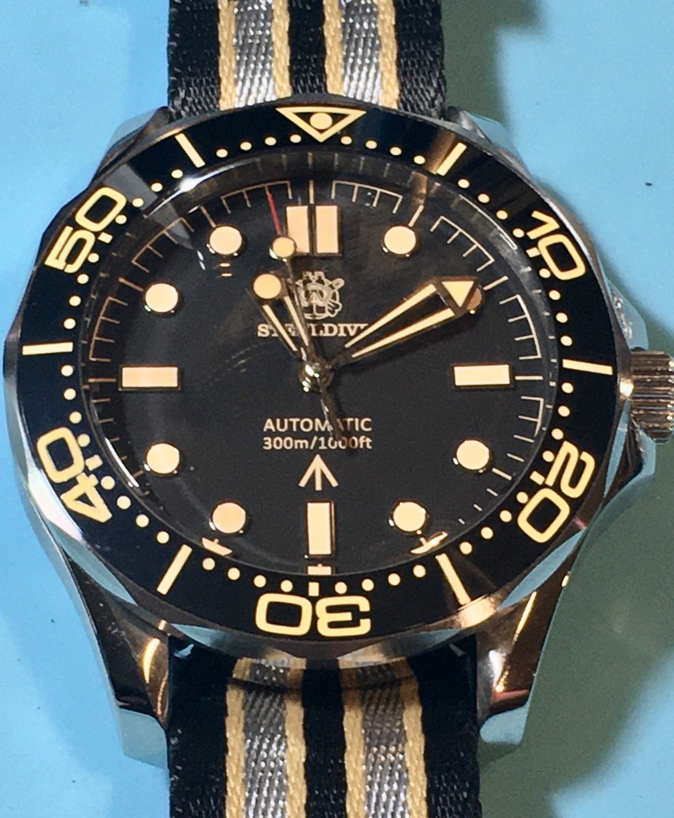 STEELDIVE 007 42MM WATCH NO TIME TO DIE SEIKO NH35 SAPPHIRE MILANESE & NATO BAND