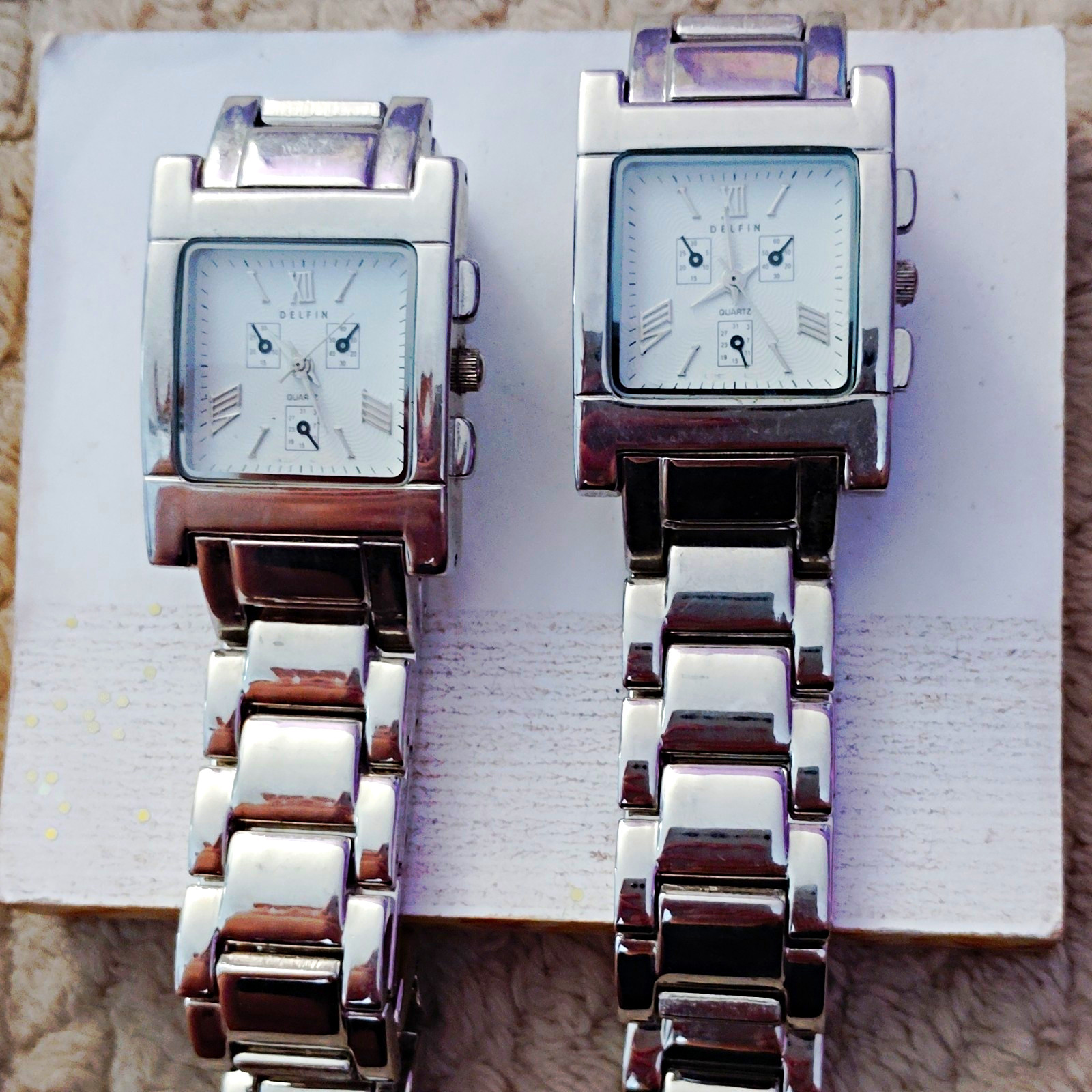 Delfin Quartz Square Silver-Tone Bracelet Watch White Dial Roman/Stick