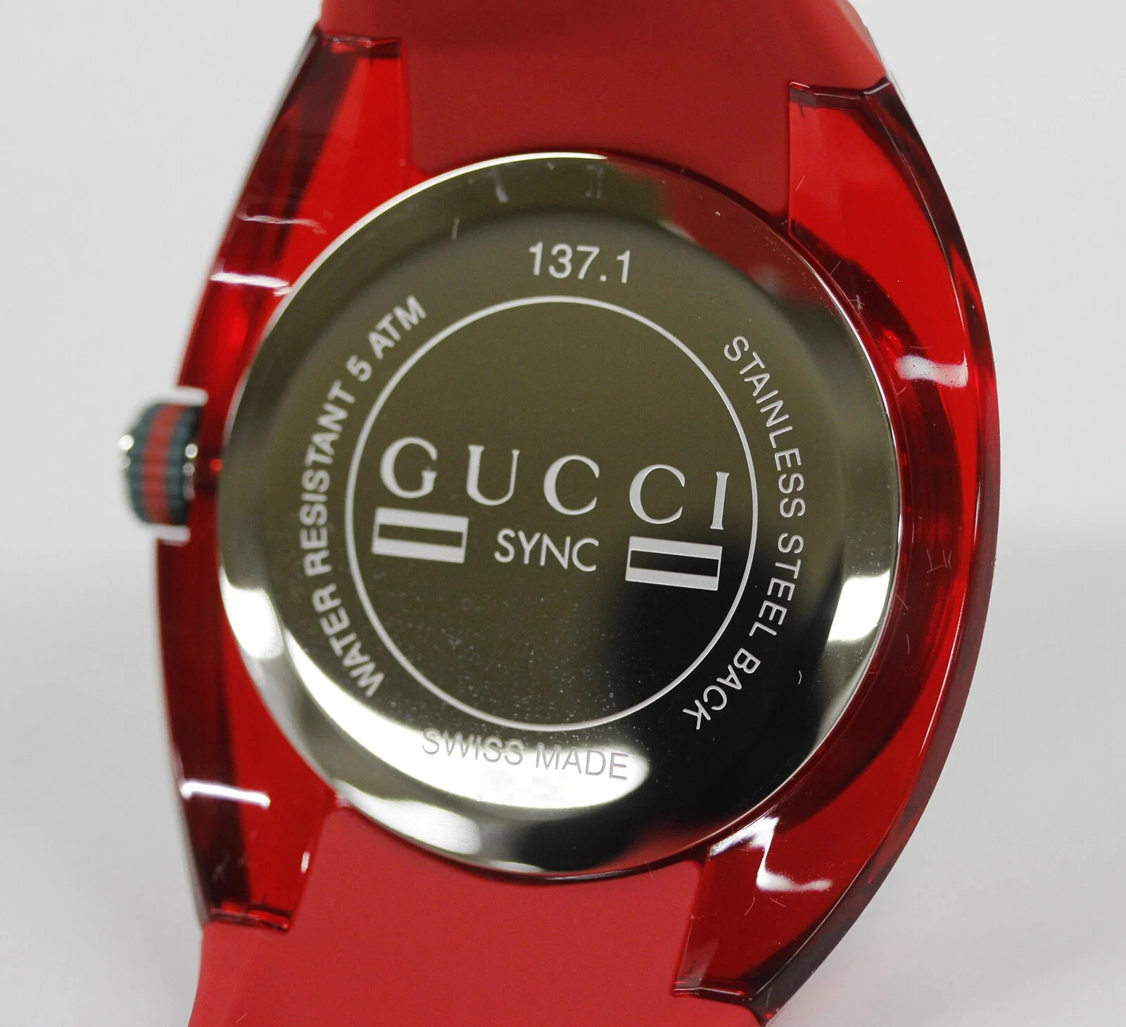 GUCCI SYNC YA137103 Men’s Watch – Red Dial, Quartz Movement with Original Box