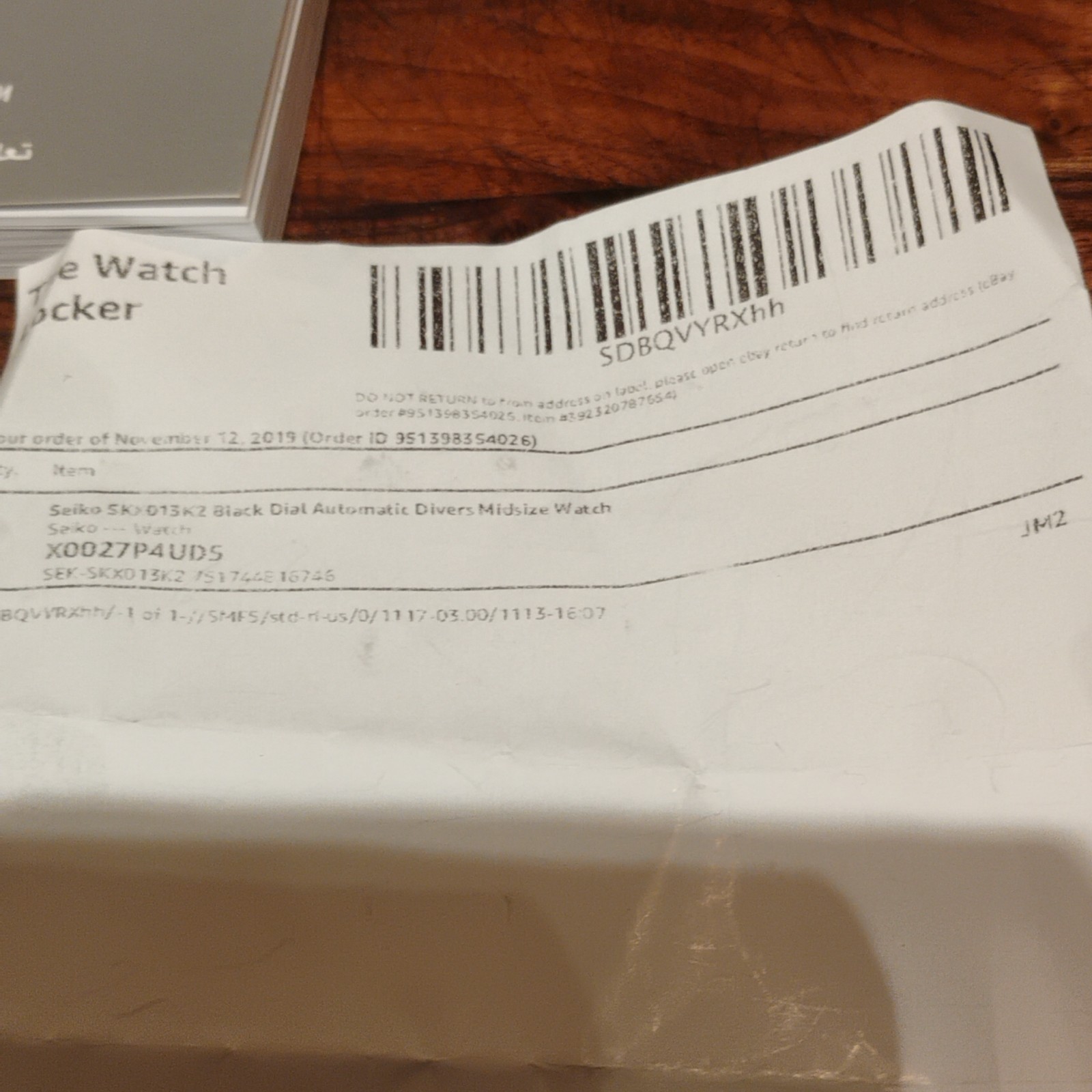 Seiko SKX013 excellent original condition.original box booklet receipt and links