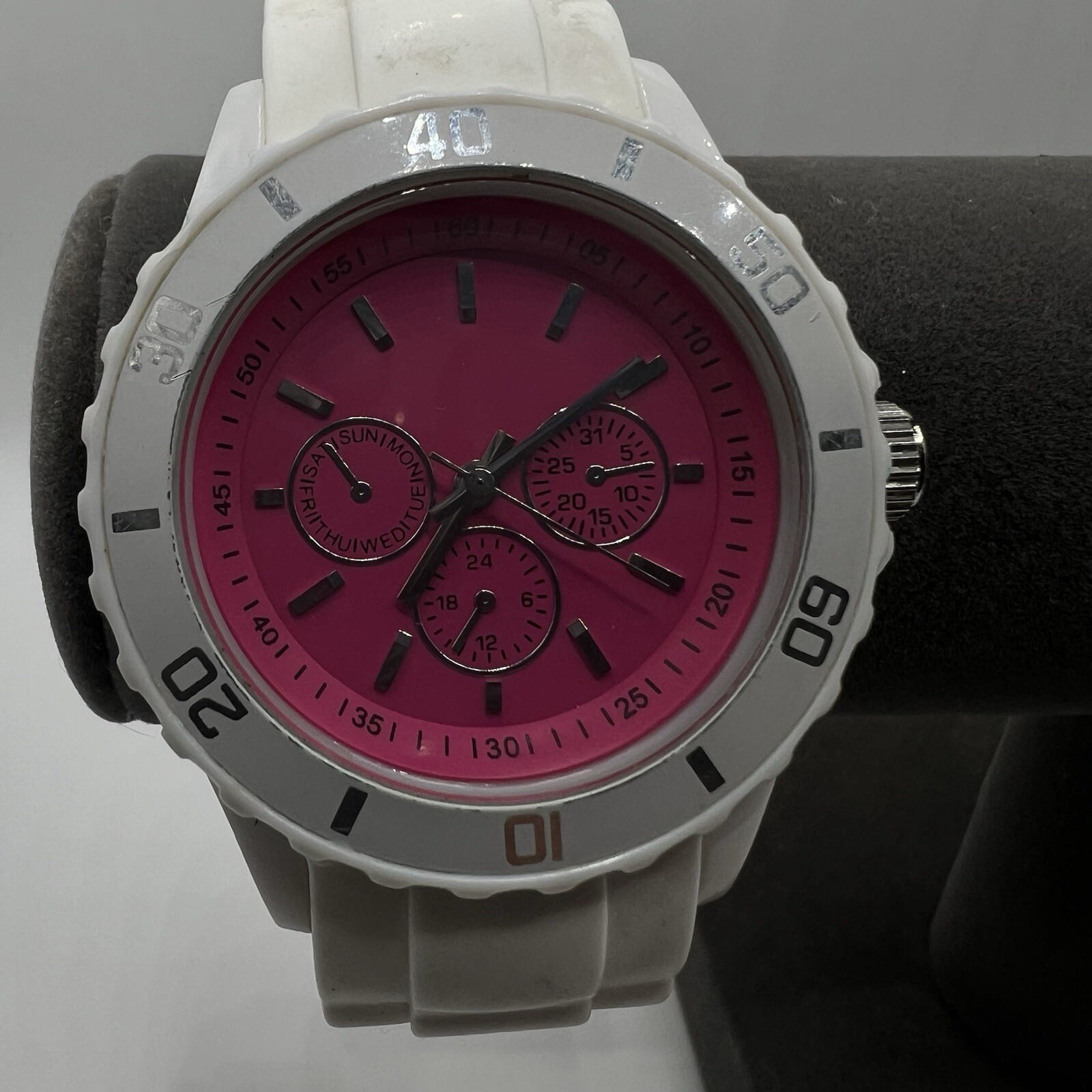 Xhilaration Womens Pink White Rubber Jelly Watch Silicone Band Rotating Bezel