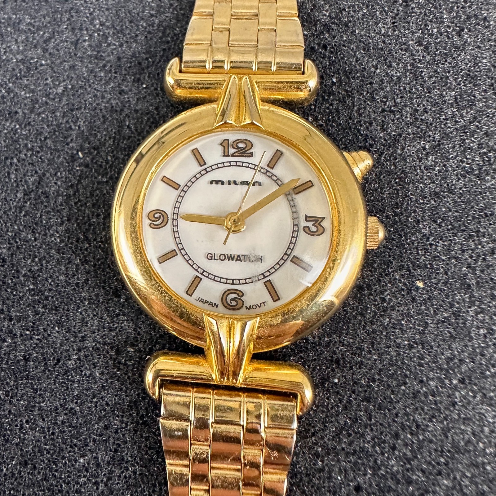 Milan Watch Women Gold Tone White Round Dial 27MM New Battery 8.5 Inch