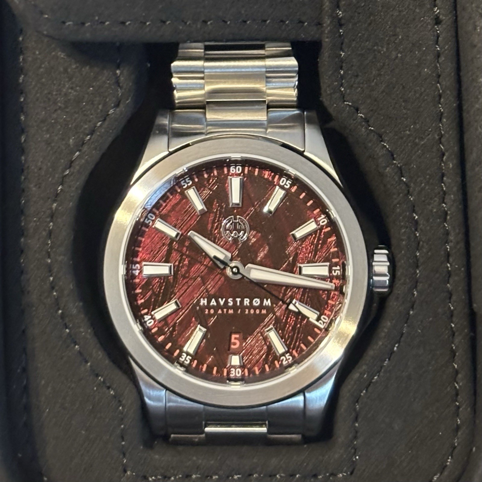 Henry Archer Havstrom Spectral Red, Meteorite, Automatic, 40mm, 200m, Limited