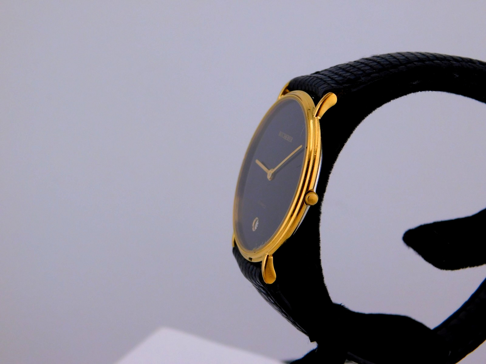 VINTAGE BUCHERER -PEQUIGNET SWISS QUARTZ 18K GOLD PLATE MENS WATCH SERVICED 80s