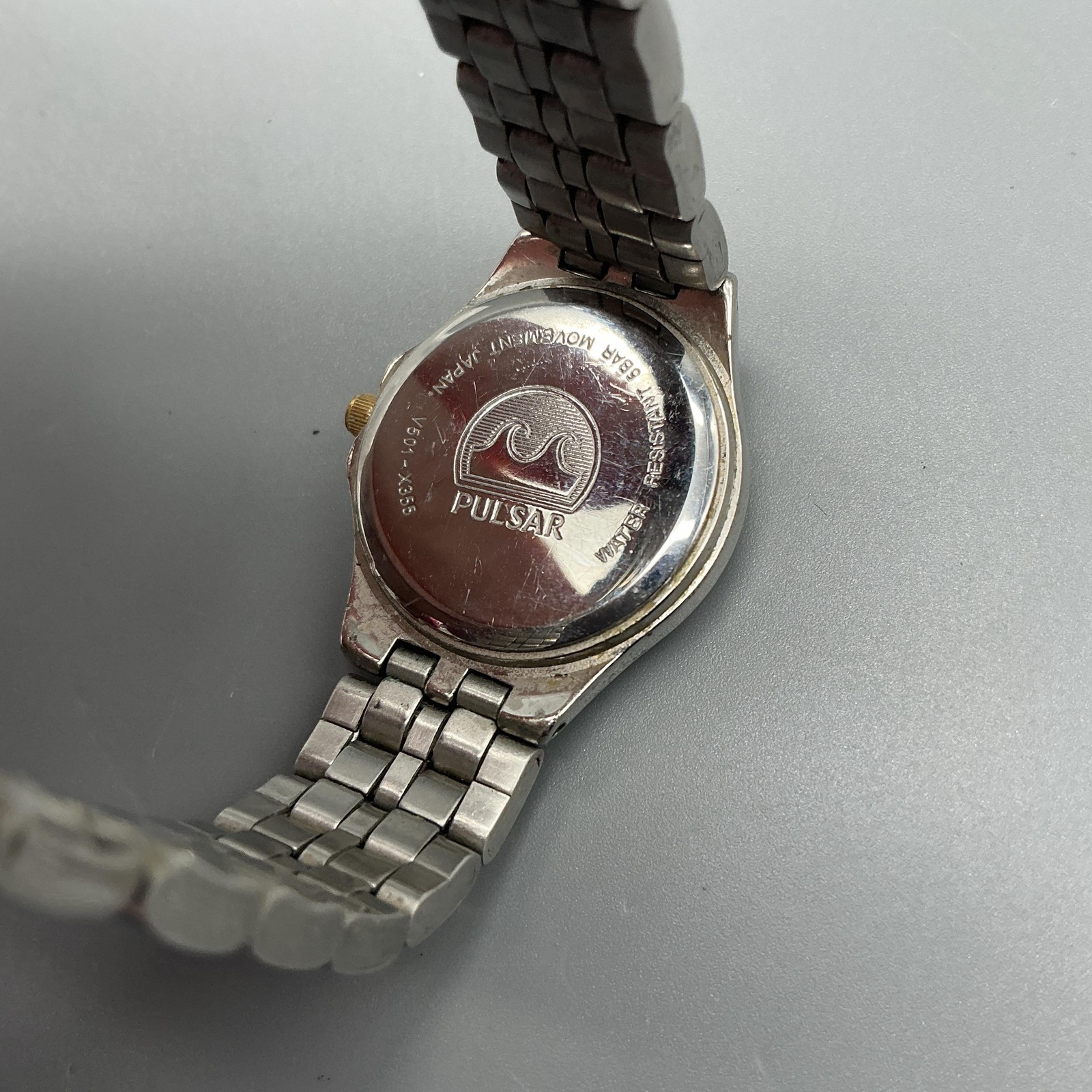 Pulsar Womens Watch 24mm Two-Tone Stainless V501-X355 New Battery 6.25″