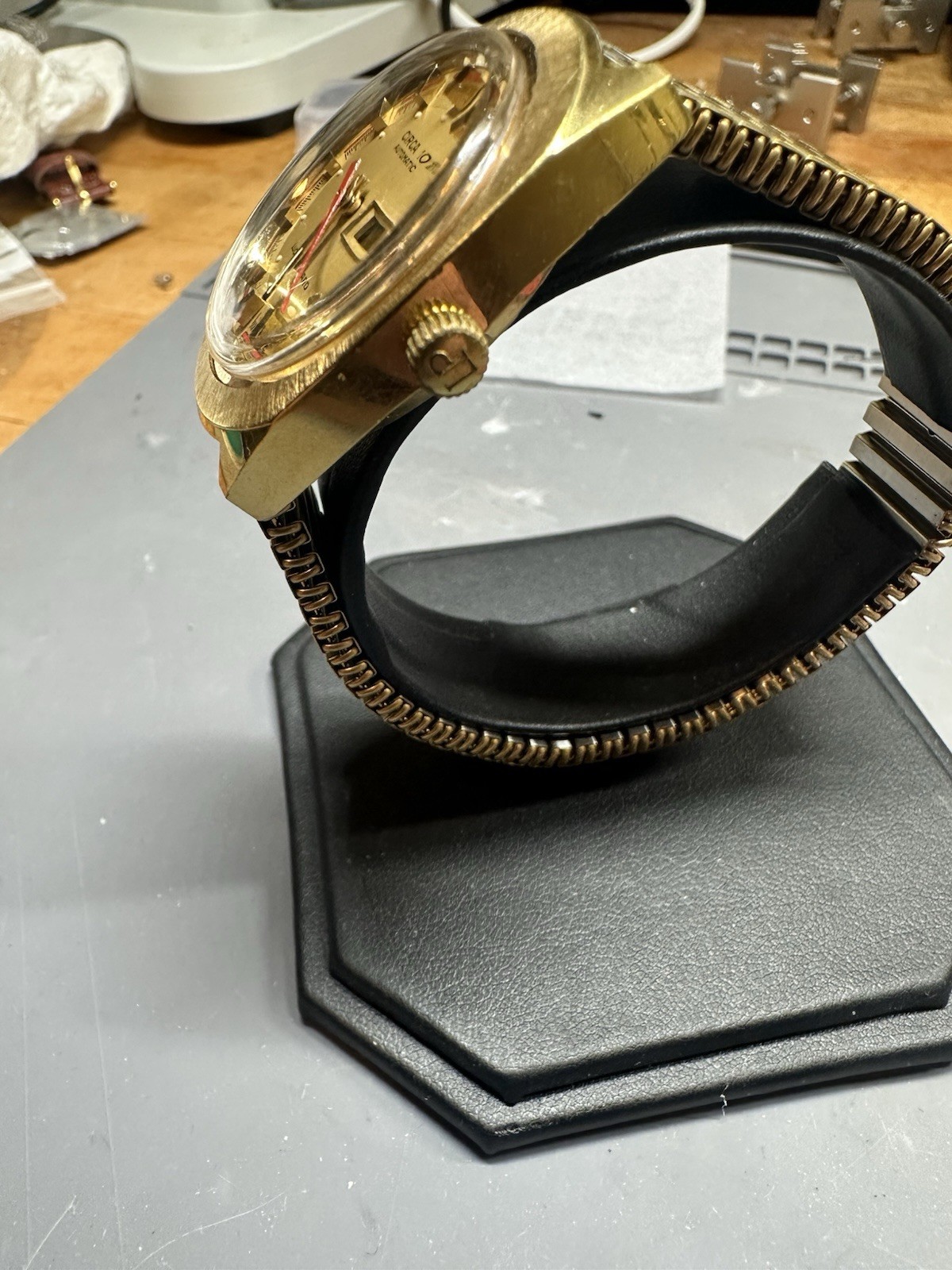 Vintage 32.5mm Gold Lucien Piccard Circa 101, Serviced
