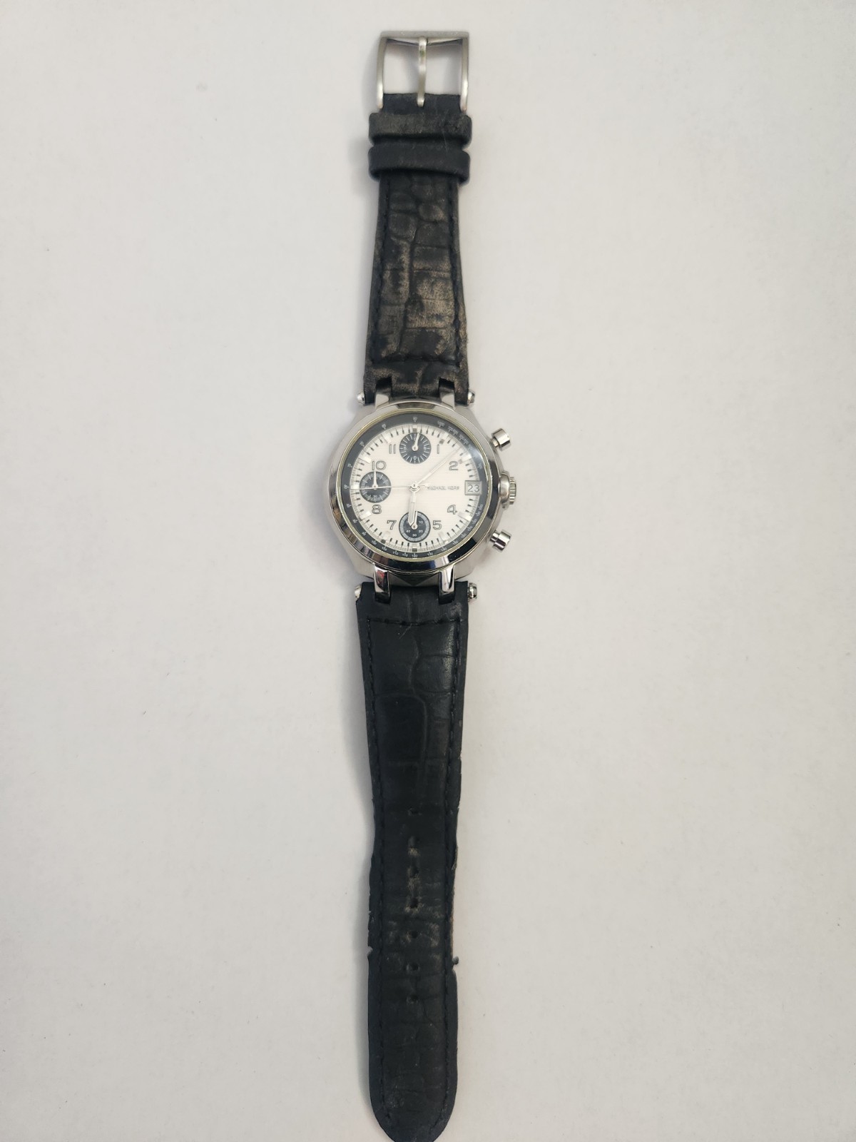 Michael Kors MK-5096 Quartz Chronograph Date White Dial Black Leather 38mm 100m