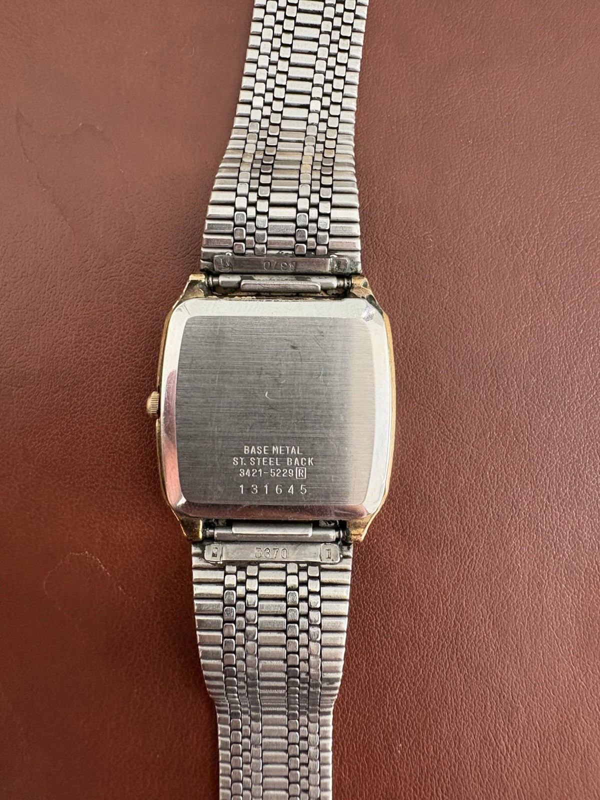 Seiko Quartz Vintage 80s Gold Dial Rectangle Gold/Silver Bracelet Quartz 28-31mm