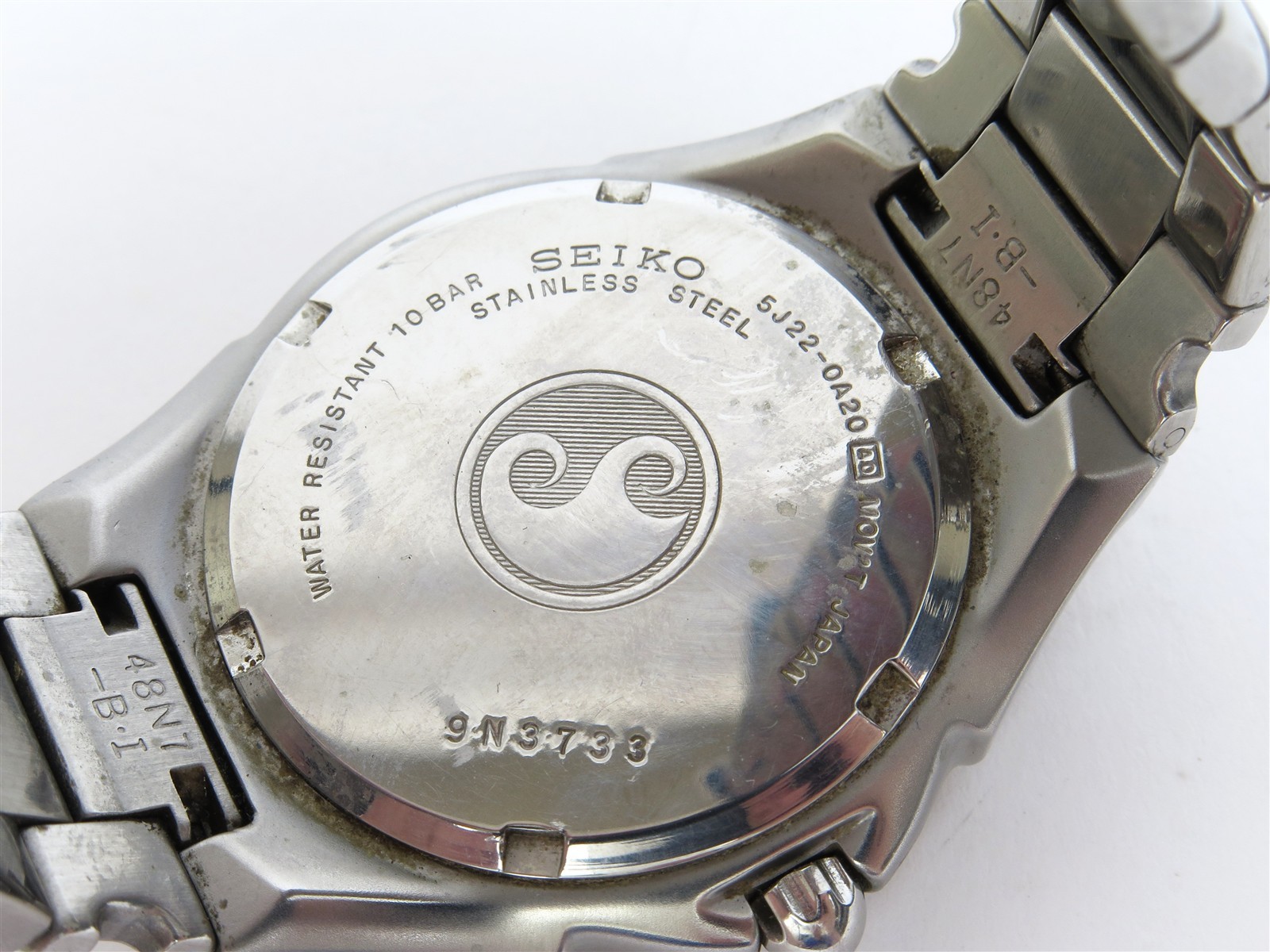 Seiko Kinetic Auto Relay 5J22-0A20 Mens Watch 41mm Floating Orb w Box