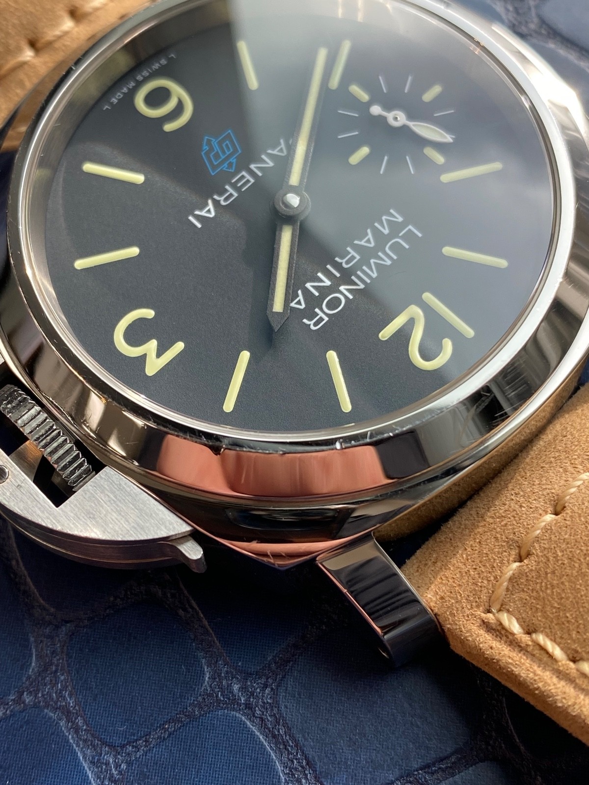 Panerai Luminor Marina 44mm Box and Papers Men Watch PAM00777 PAM777