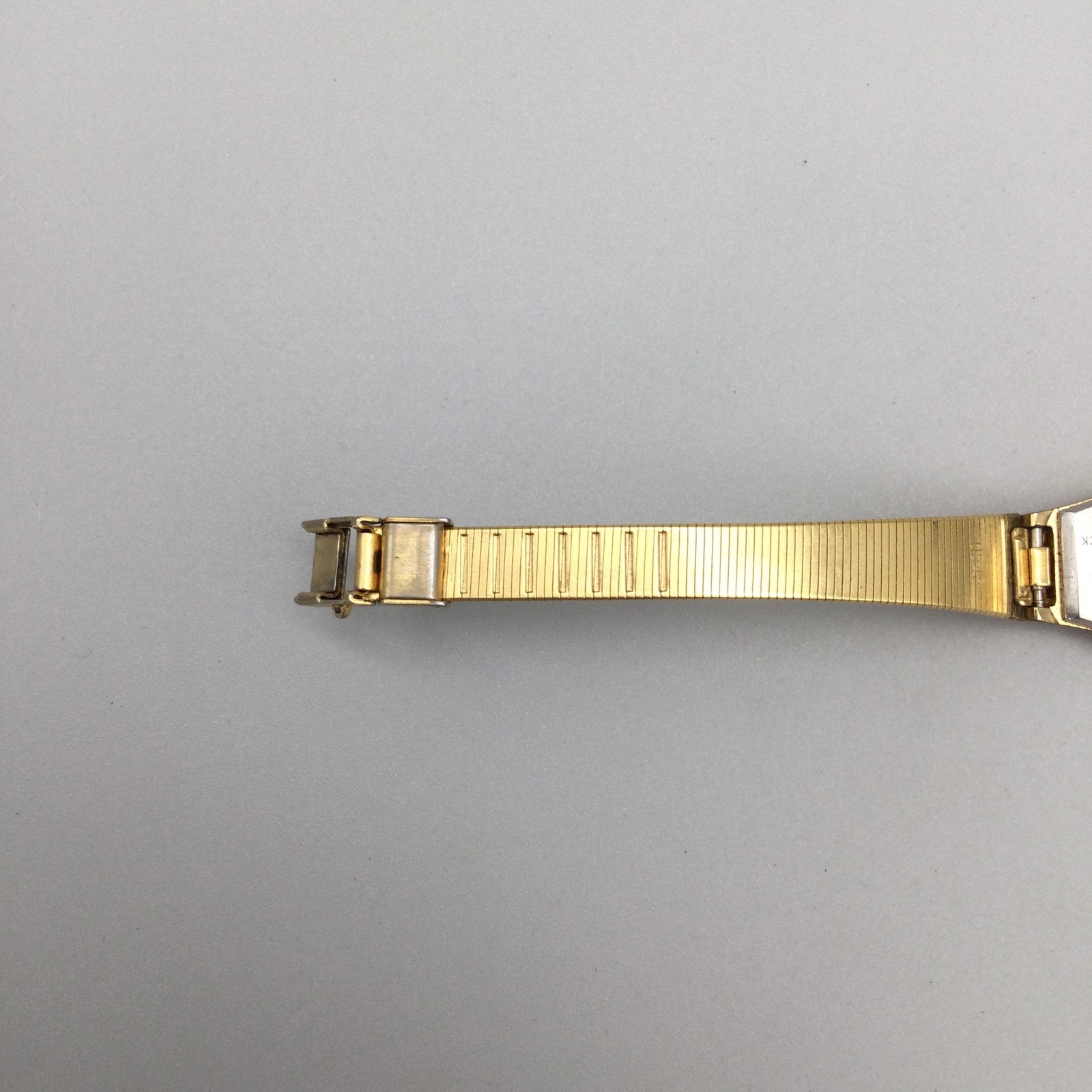 Vintage Seiko Womens Watch 16mm Champagne Dial Gold Tone Manual 11-0459 6.5″