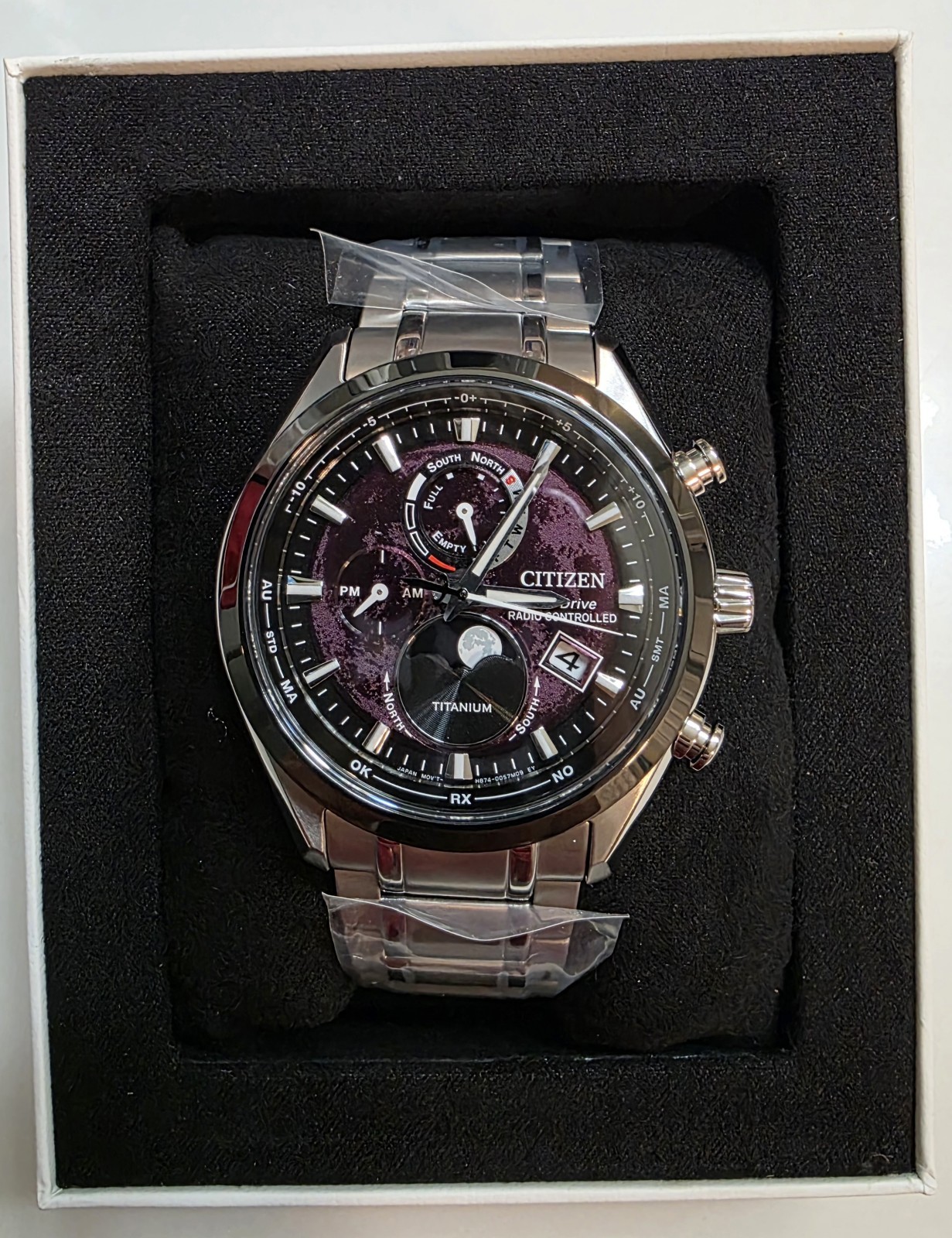 Citizen Tsuki-yomi A-T Red Dial Super Titanium Men’s Bracelet Watch BY1018-55X
