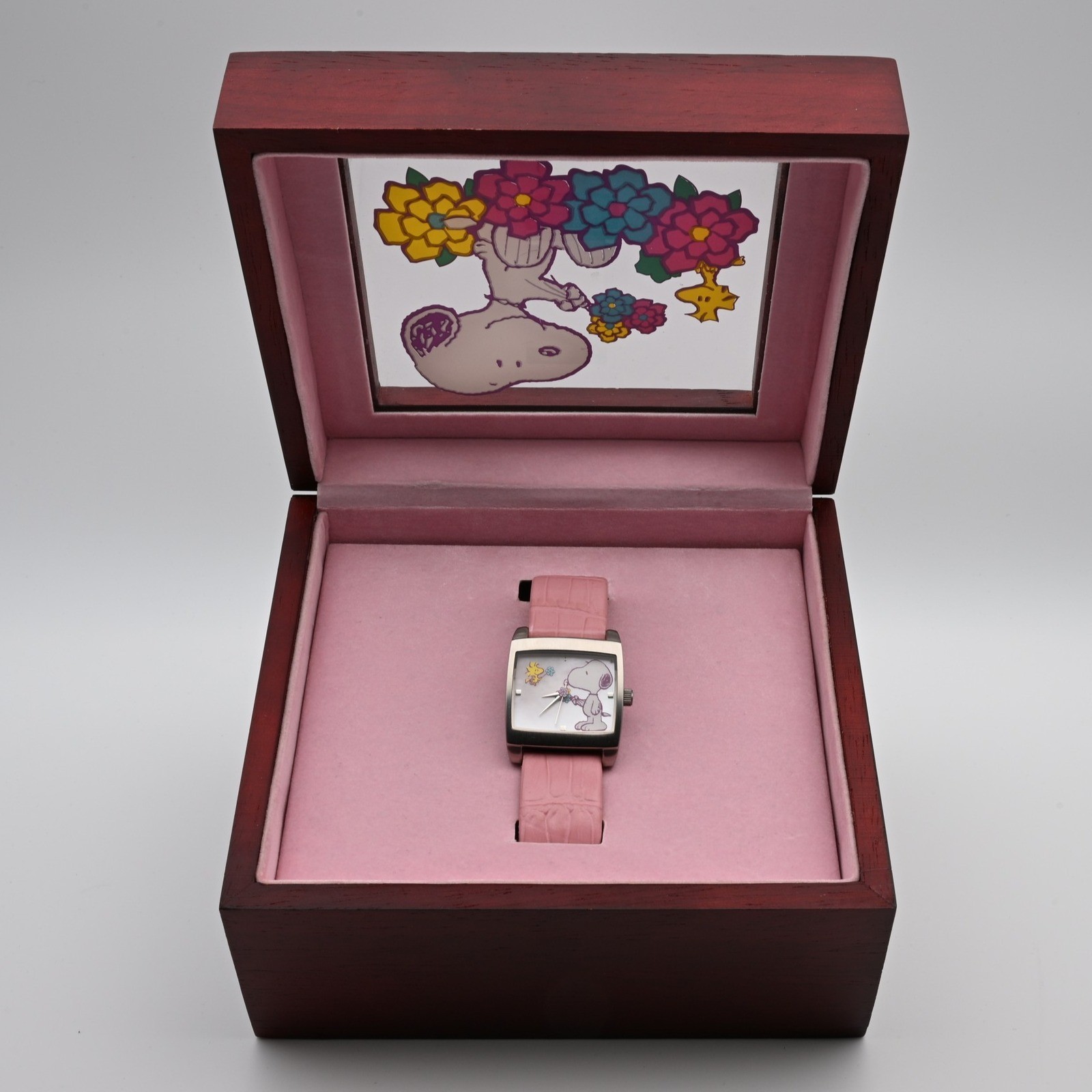 Rare Fossil Limited Edition Snoopy Watch Pink Leather Peanuts Box 416/2000