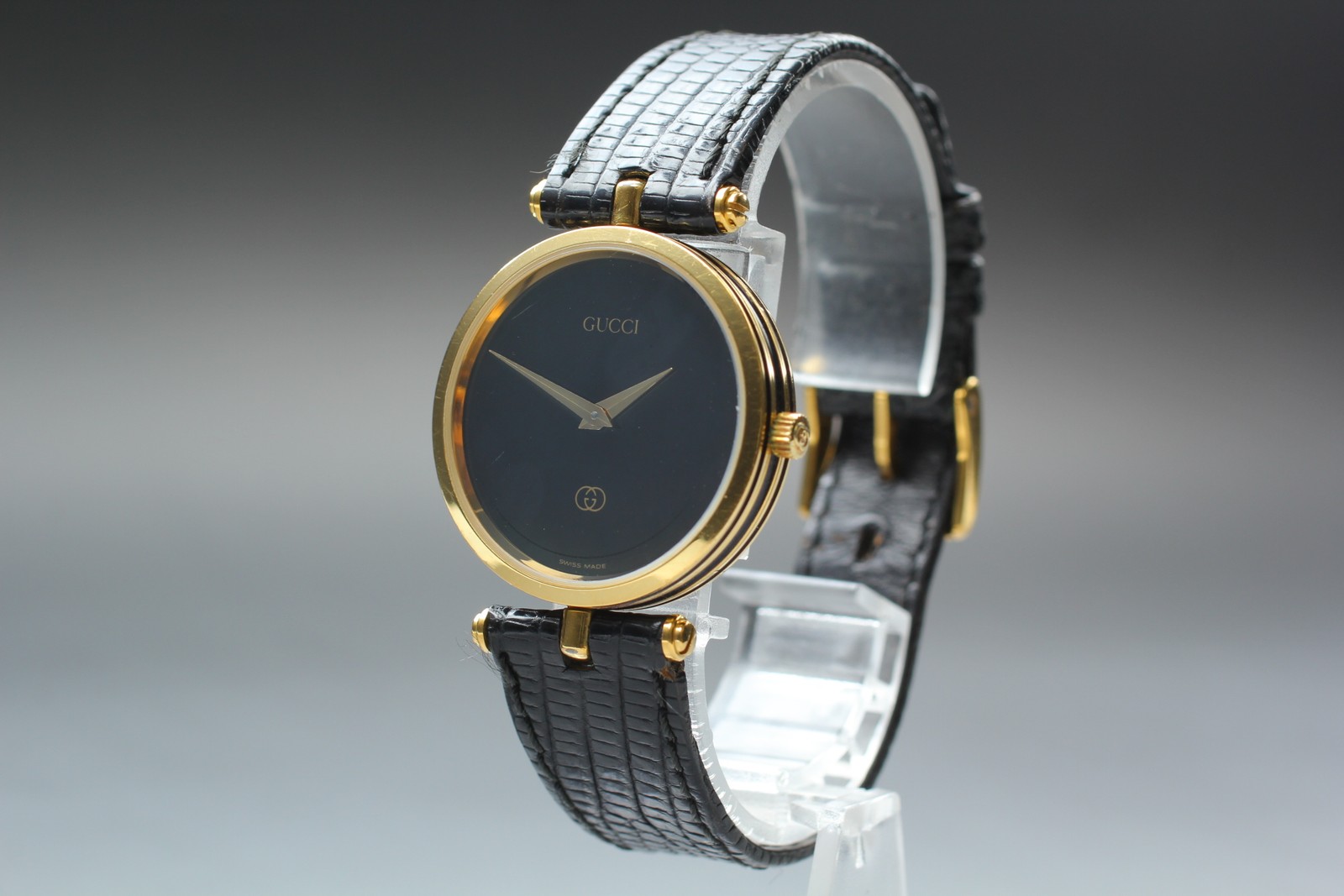 [Near MINT] Vintage GUCCI 2000M 30mm Black Dial Quartz Men’s Watch from JAPAN