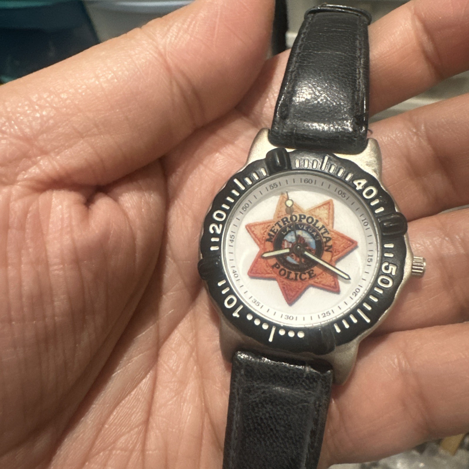 Working Metropolitan Las Vegas Police Unisex Watch New Battery 38.5mm Black Rare