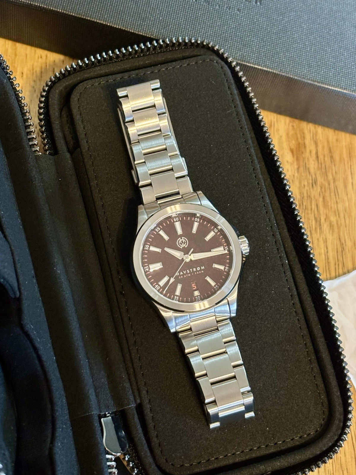 Henry Archer Havstrom Spectral Red, Meteorite, Automatic, 40mm, 200m, Limited