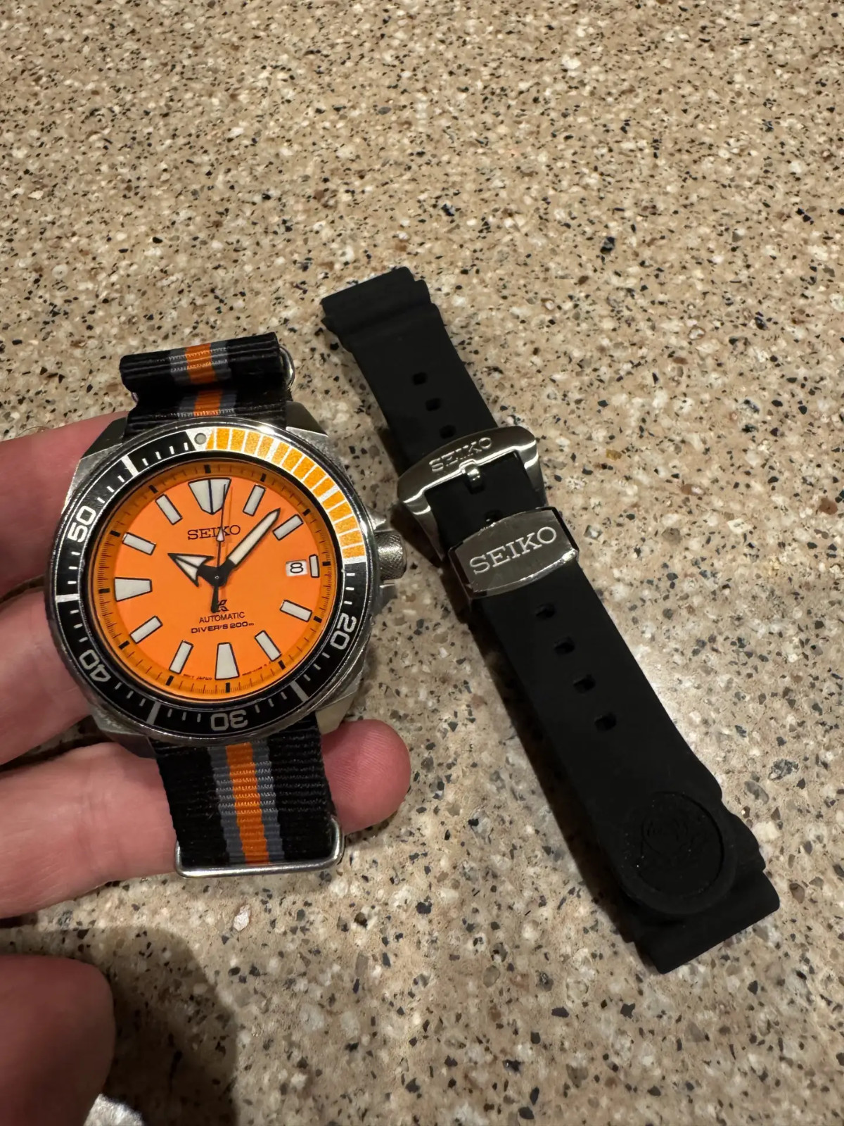 Seiko Samurai 4R35-02A0 Amazon Orange Dial