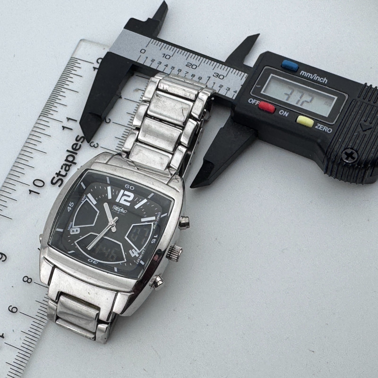 Mossimo Japan Analog Digital Watch Men Silver Barrel Alarm Chrono New Batter 7″