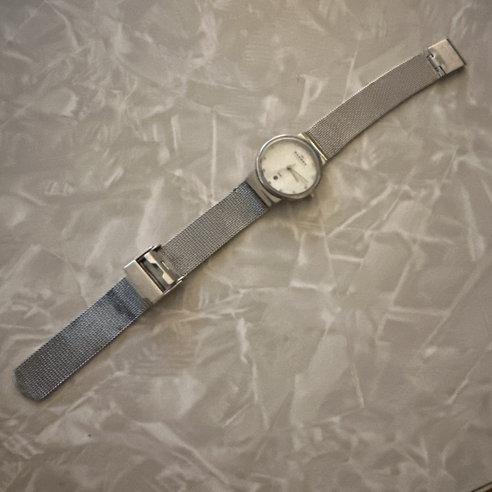 Skagen Ancher Women’s Quartz Watch Two Tone Mesh Band MOP Dial Clean