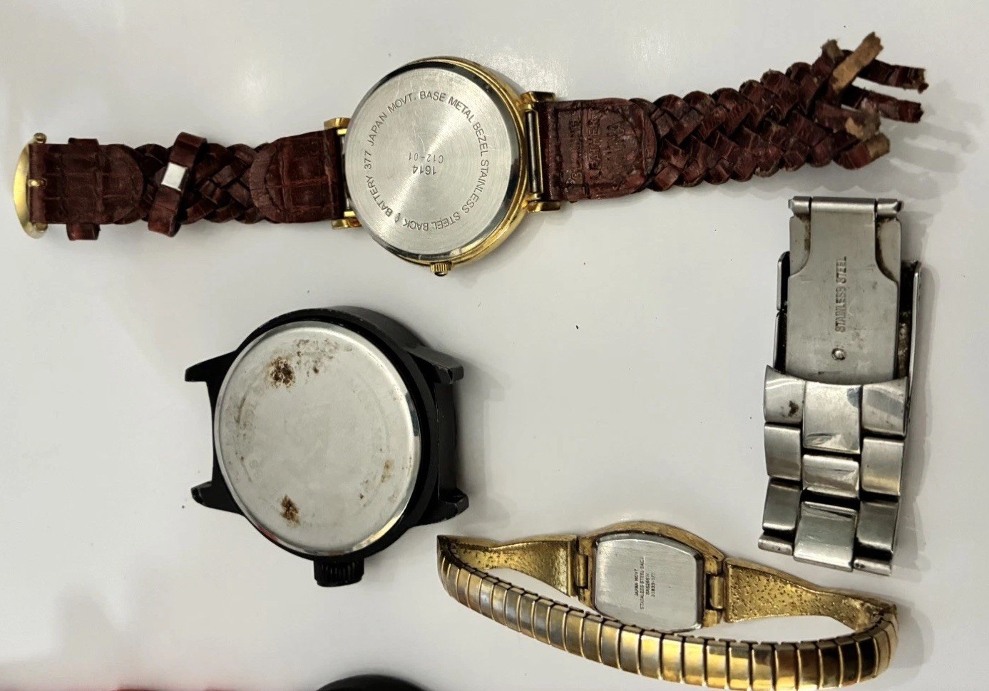 Bag of Watches, Various Brands, Parts/pieces, Condition AS-IS