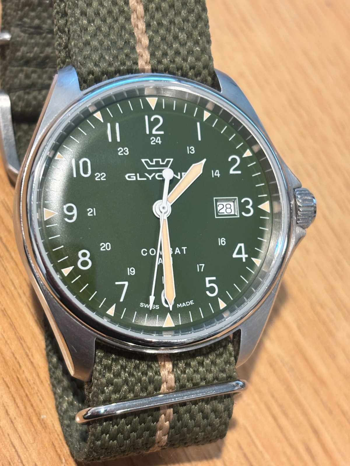 Glycine Men’s Combat 6 Vintage 43mm Automatic Watch GL0458