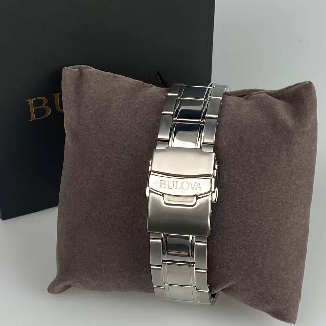 New Bulova Marine Star 96B255 White Dial Men’s Chronograph Quartz Watch 43mm