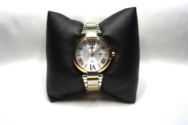 Sieko Women Watch v137-0bb0 – Fair Condition – Solar Gold Tone
