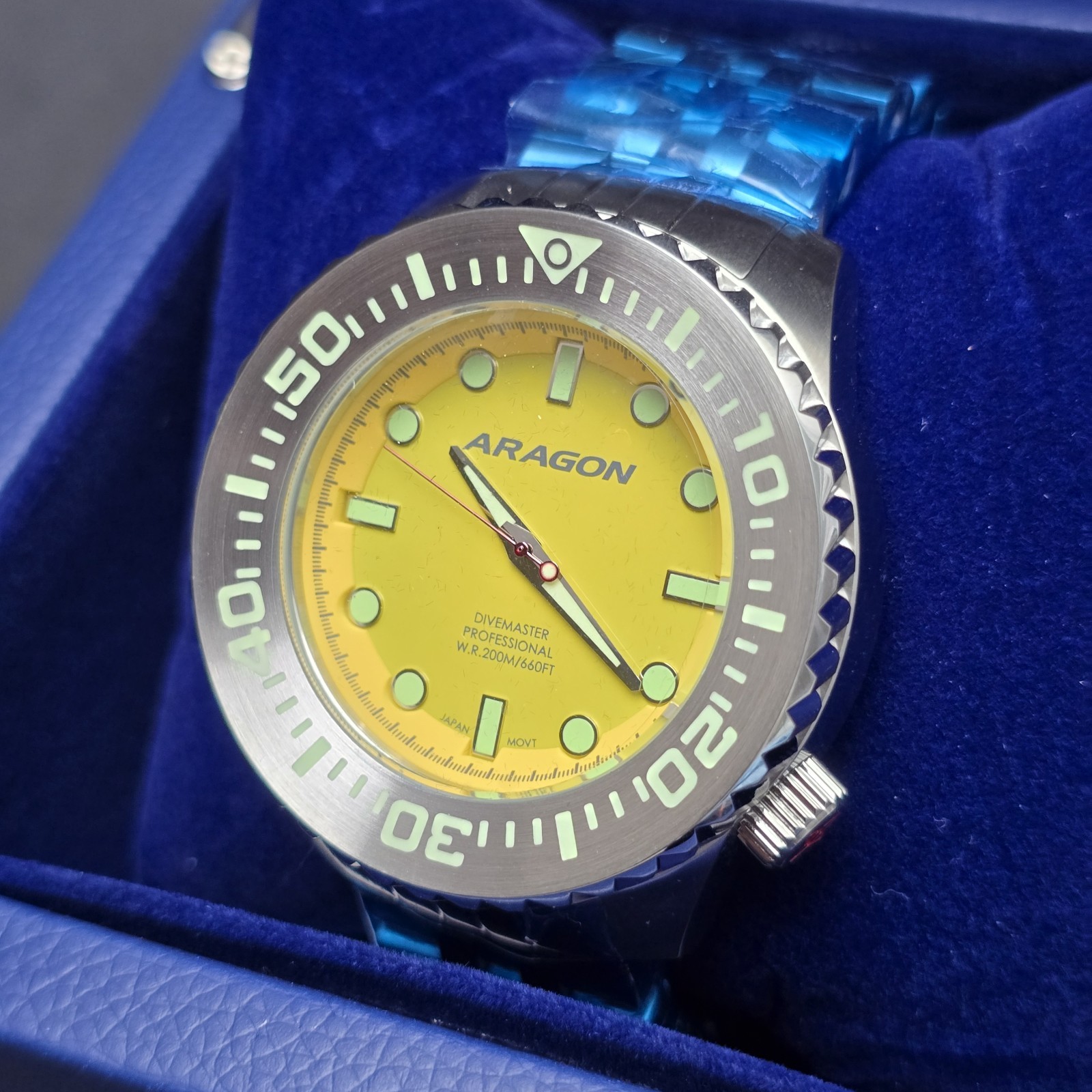 Aragon EVO Quartz 50mm A255YEL Men’s Automatic Watch