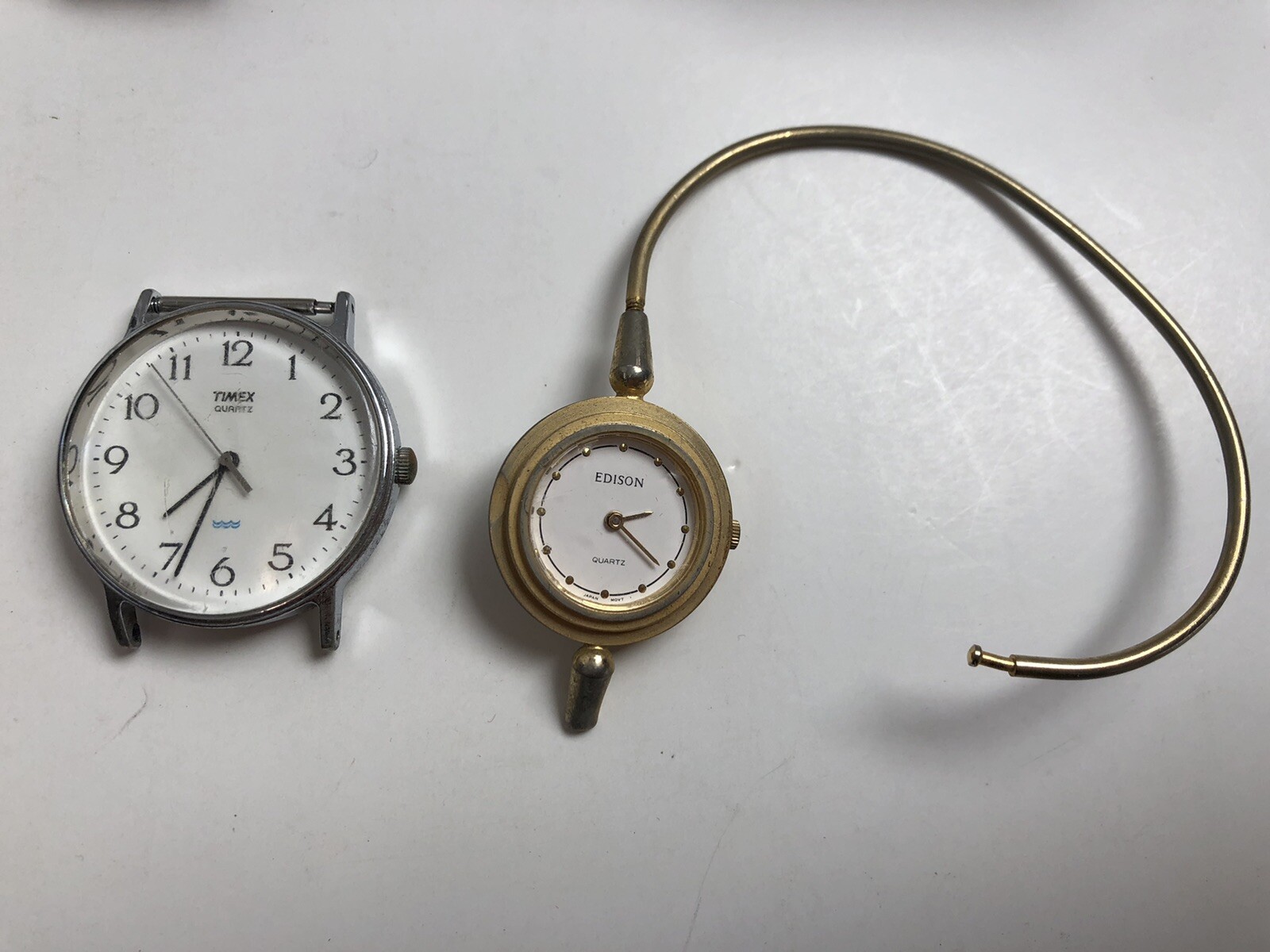 Lot of 9 Women’s Watches CHICOS Fossil BONETTO Timex WILSON Bezel CUFF Stretch