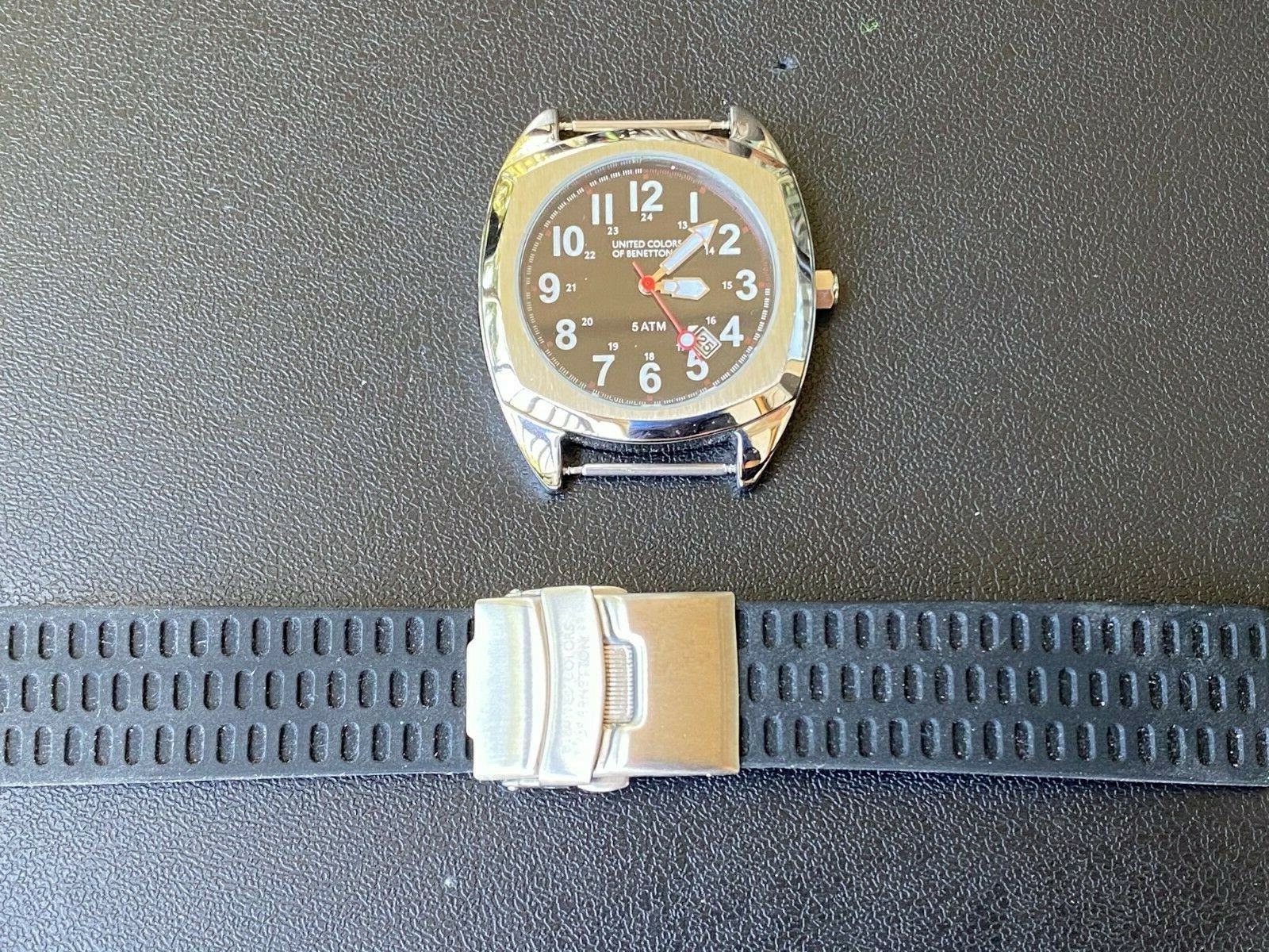 Lot of 3 United Colors of Benetton analog watches NOS