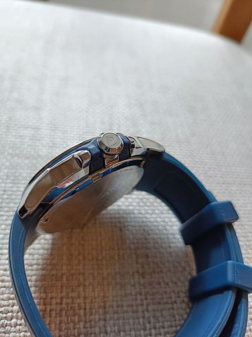 CITIZEN Eco Drive AW1158 05L Watch Overseas Model Solar Powered Analog Blue