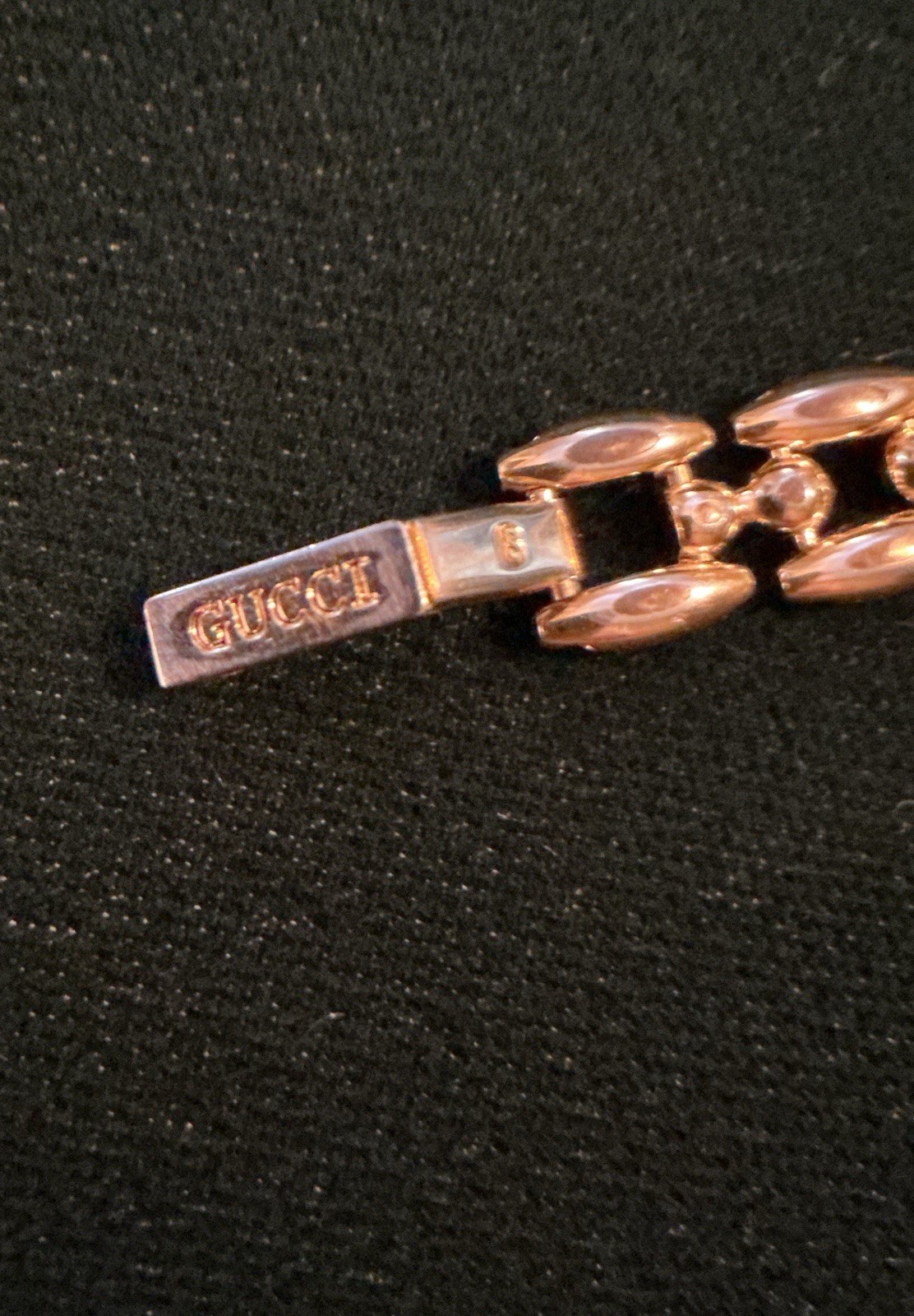 Vintage GUCCI Ladies Interchangeable Bezels Watch 11/12 Series