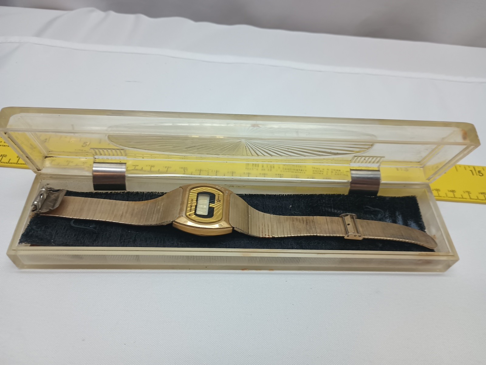 Vintage Hamilton Quartz LCD Watch 14K Electroplated 880002-4 Untested