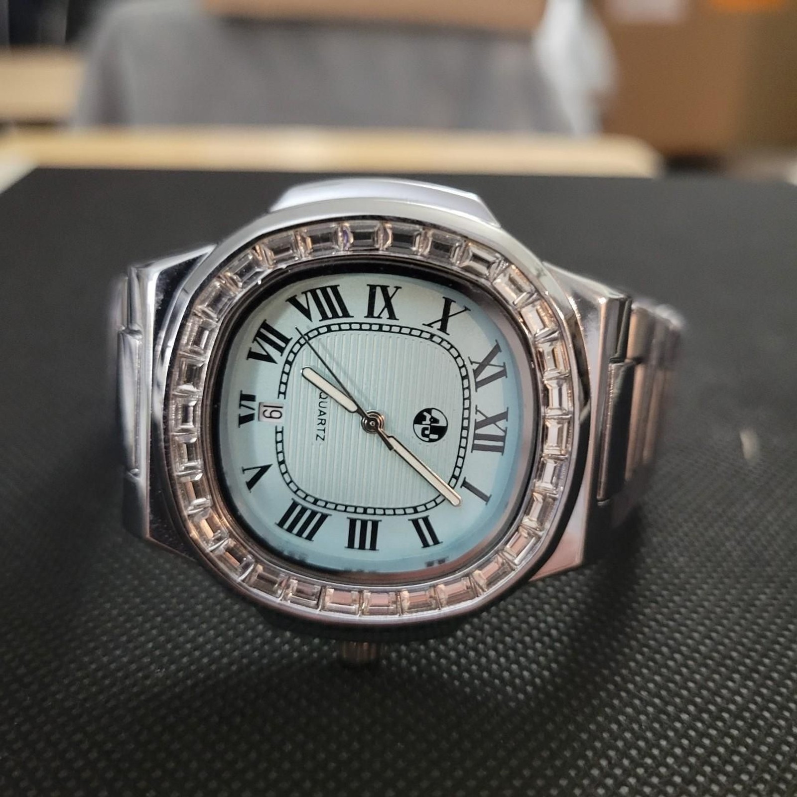 No-brand Men’s Blue and Silver Watch