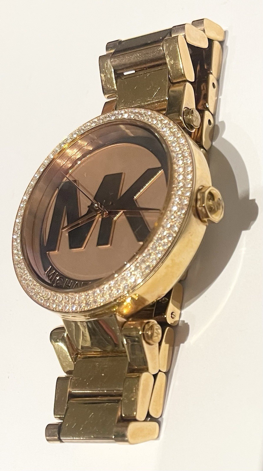 Michael Kors MK-5865 Gold-Tone Stainless Steel Analog Dial Quartz Watch New Batt