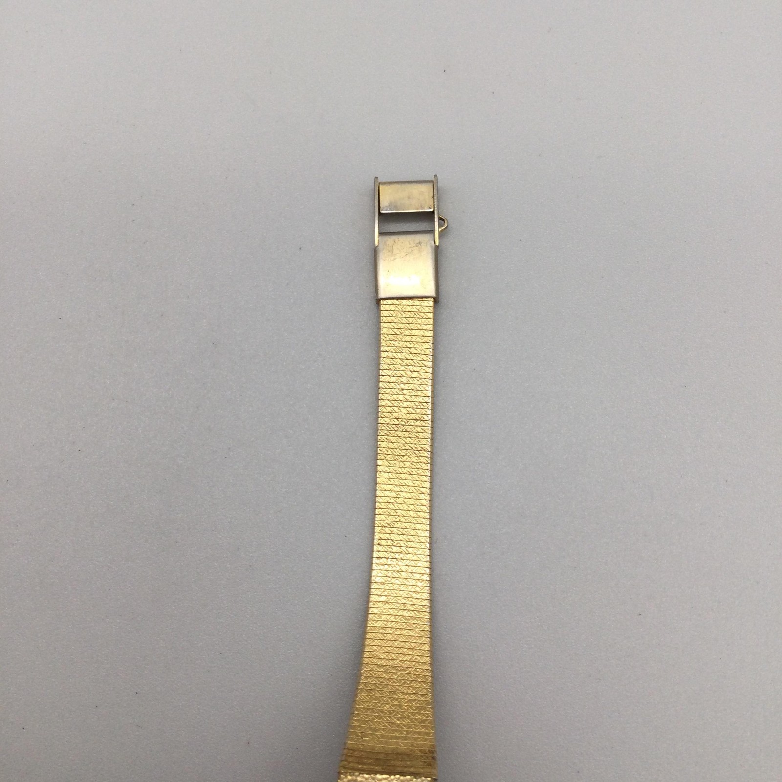 Vintage Seiko Womens Watch 16mm Champagne Dial Gold Tone Manual 11-0459 6.5″