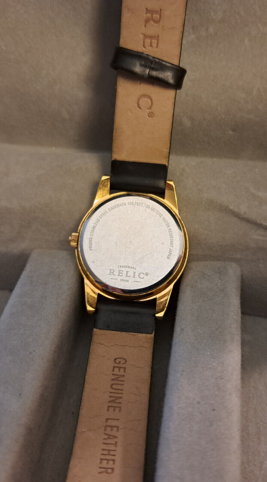 Relic PR6083 Gold Tone Wrist Watch for Women With Date And Black Leather Band