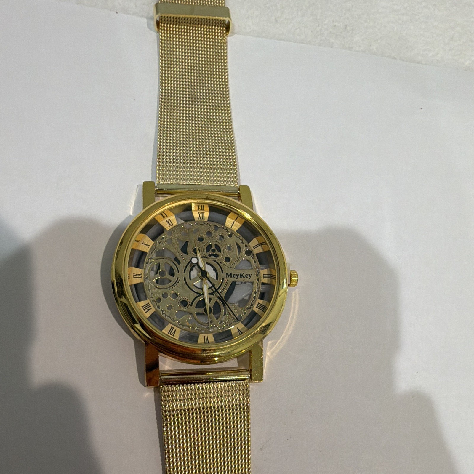 Met key Automatic Skeleton Dial Watch Roman Numerals Mesh Band Round