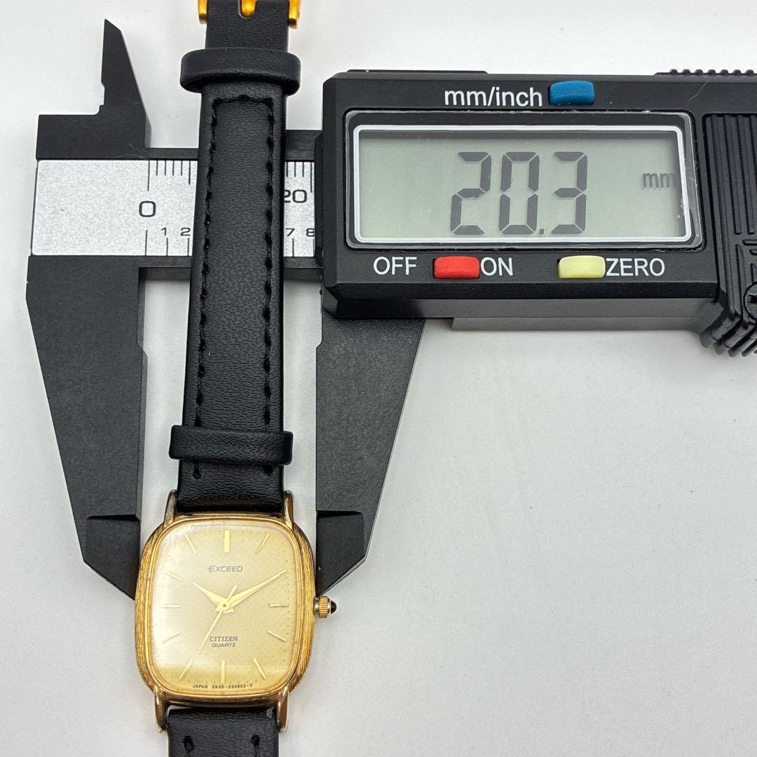 CITIZEN EXCEED Tank Rectangular Watch Beige Dial Black Strap 20.3mm Vintage