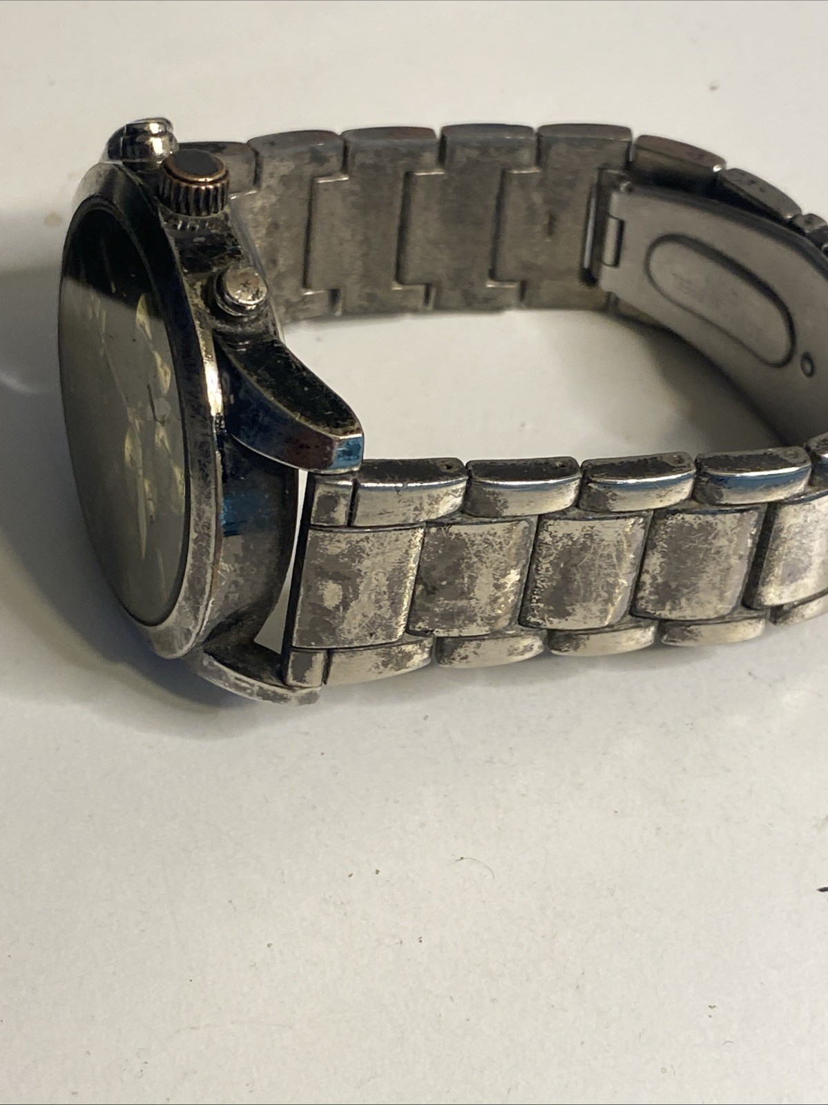 Men’s Watch FMDAL924 Unbranded Metal Band New Battery Preowned