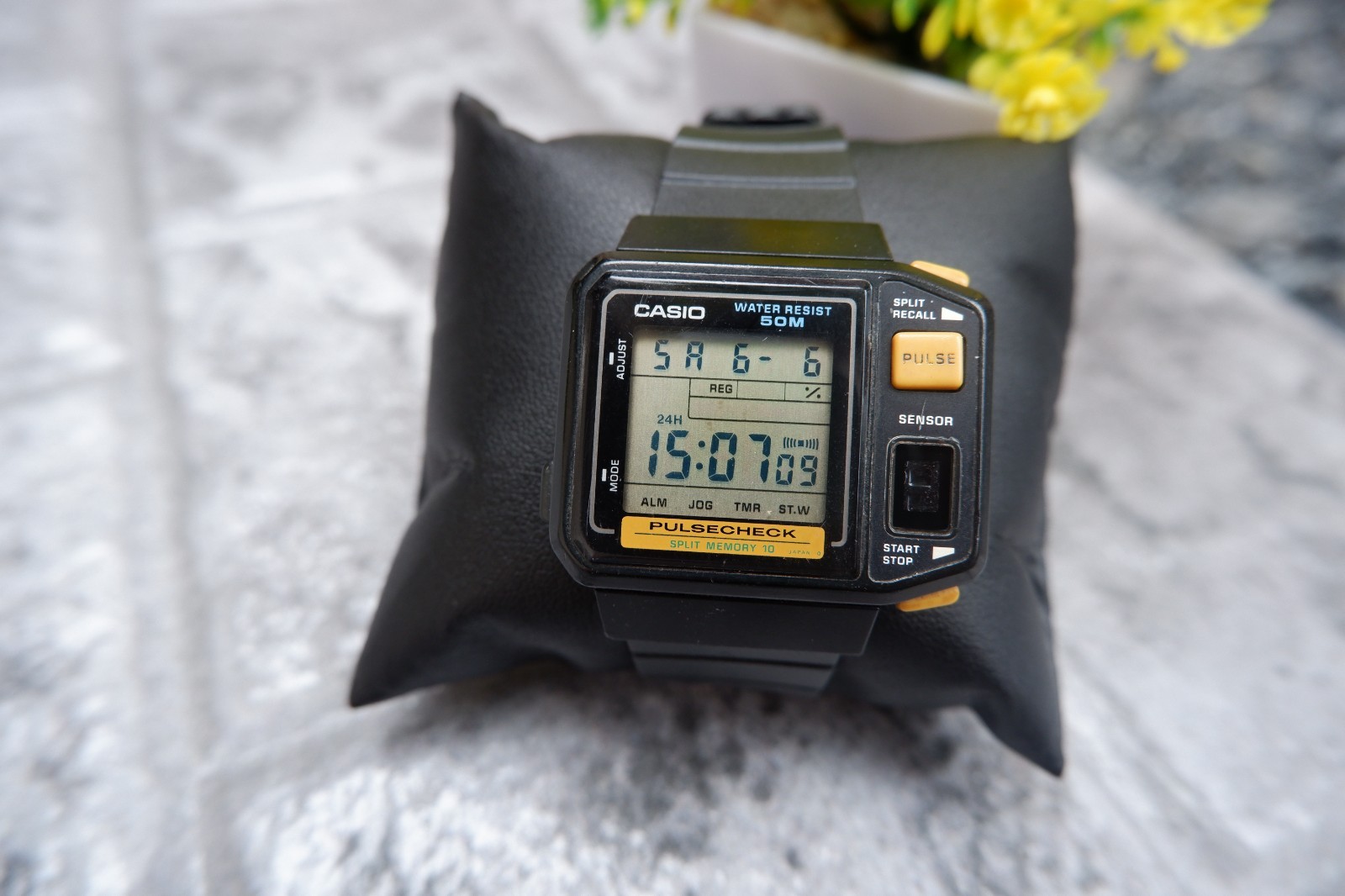 RARE Vintage Casio JP-100W Pulsecheck Digital Watch Fully Working Sensor 80s