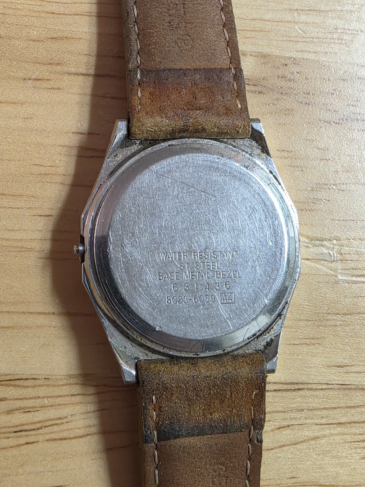 VINTAGE Seiko SQ Watch Men 33mm Black Dial Daydate ( 8023-6059 ) *RUNNING*READ *