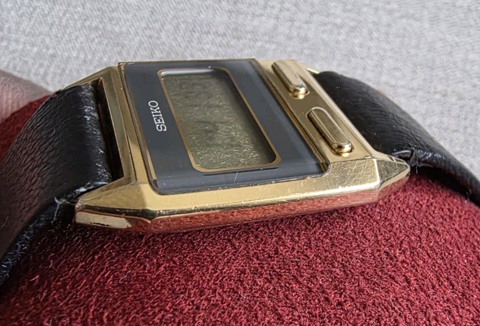 Vintage Seiko F231 4030 Digital Watch