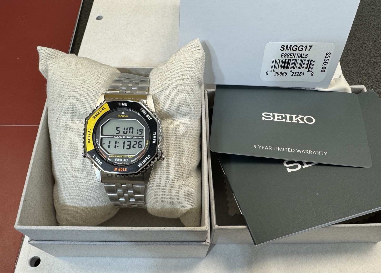 Seiko Rotocall Quartz Chronograph Digital Dial Men’s Watch SMGG17 Brand New