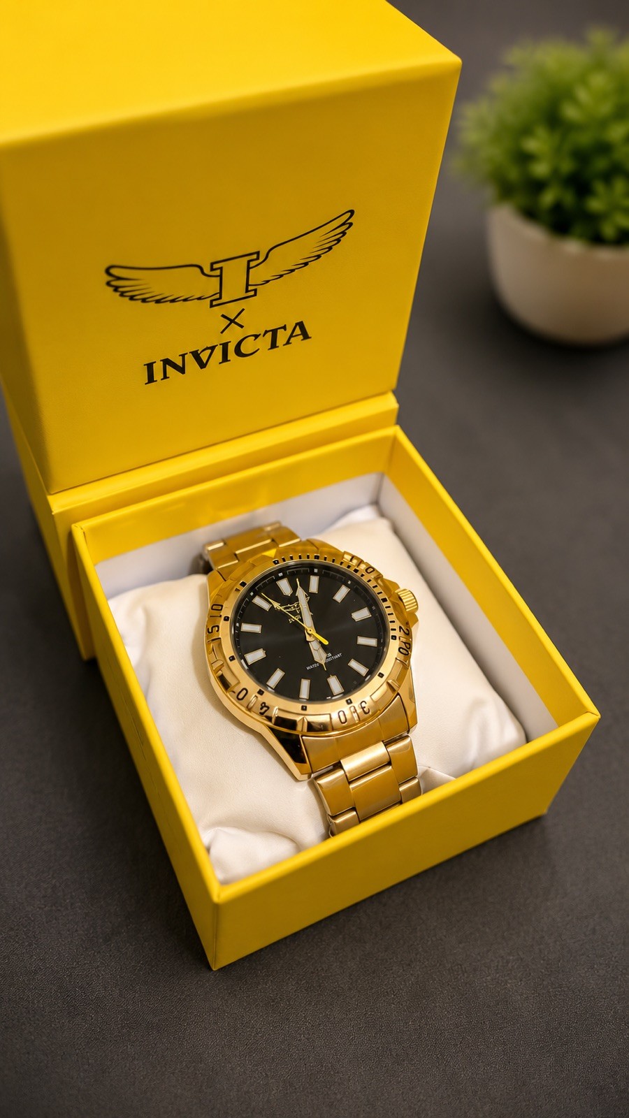 69032 – Invicta Specialty I by Invicta Men’s Watch – 42mm, Gold (69032)