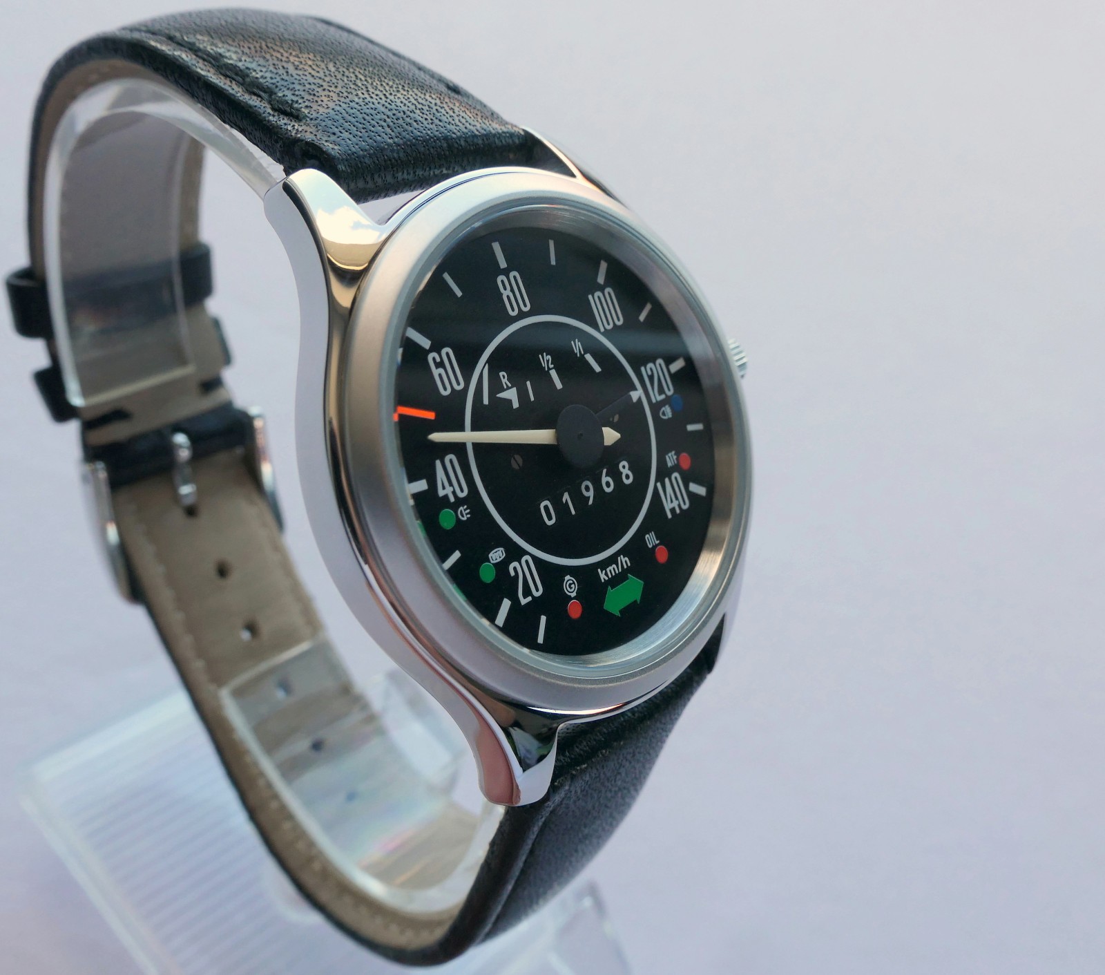 Volkswagen VW 1968 Beetle Bug Kafer Classic Speedometer Car Accessory Watch