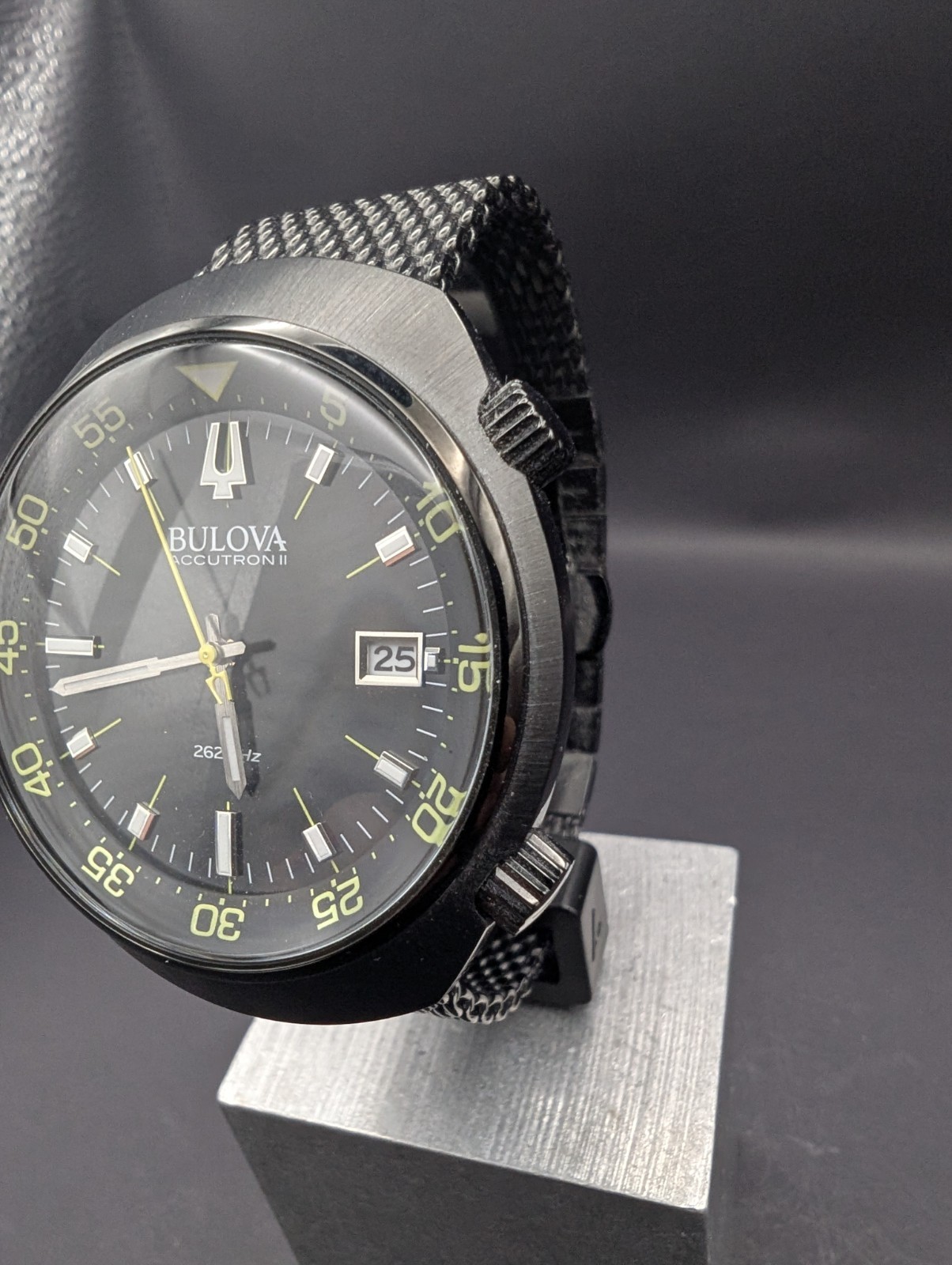 Bulova Men’s 98B247 Accutron II Analog Japanese Quartz Black Watc 41 mm NEW