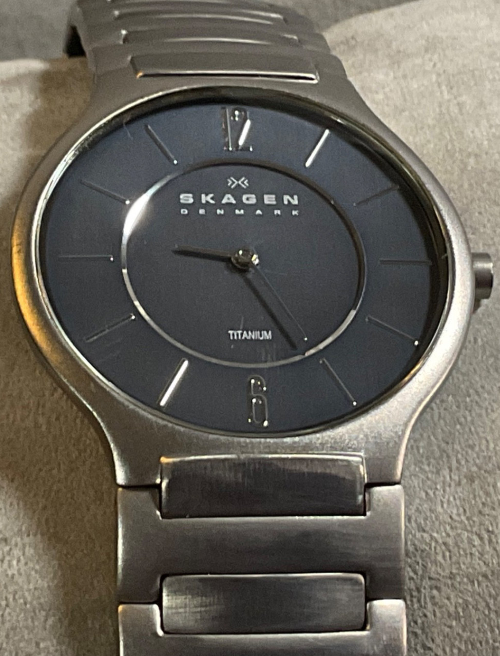 SKAGEN DENMARK MEN’S SLIM ALL TITANIUM 33mm WATCH 418LTXN WR 30m NEW BATTERY