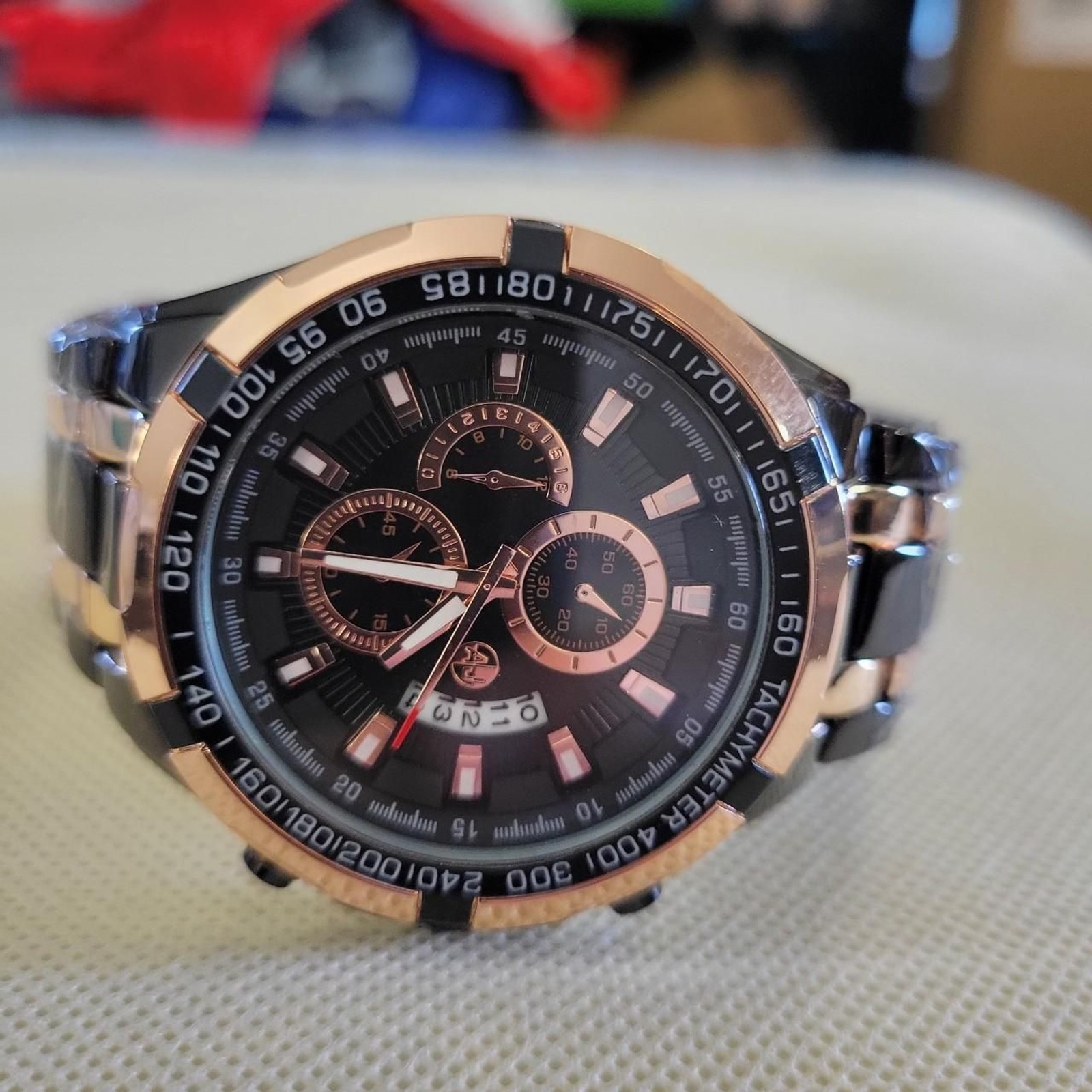 No-brand Men’s Black and Gold Watch